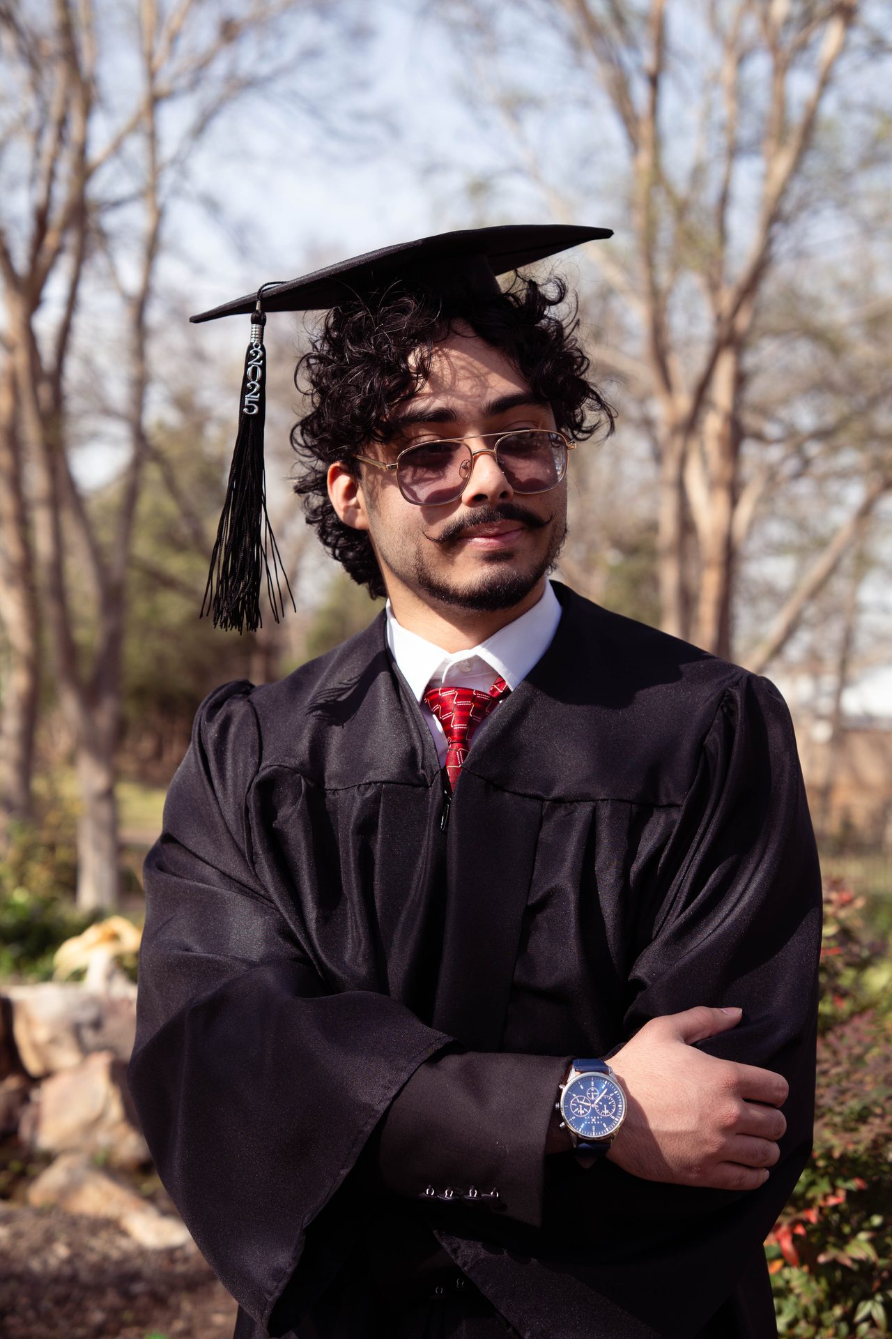 Graduation portrait at outdoor garden park, Dallas Fort Worth photographer